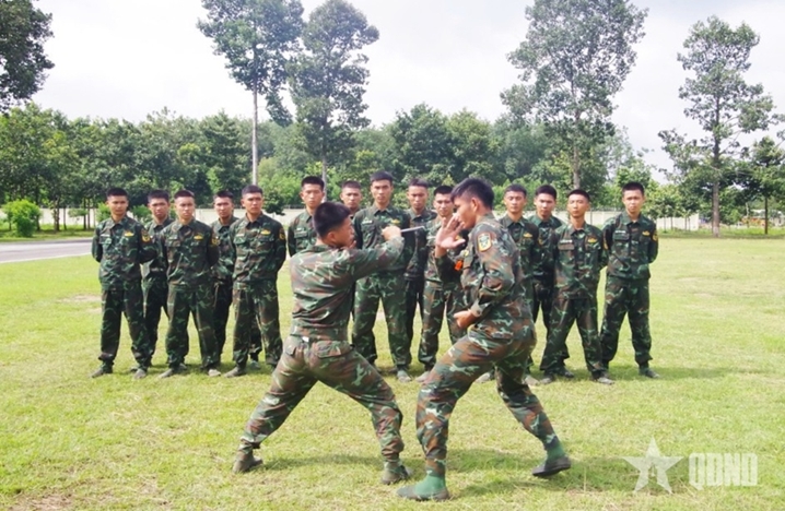 驻地东南部特工单位的“春季命令”